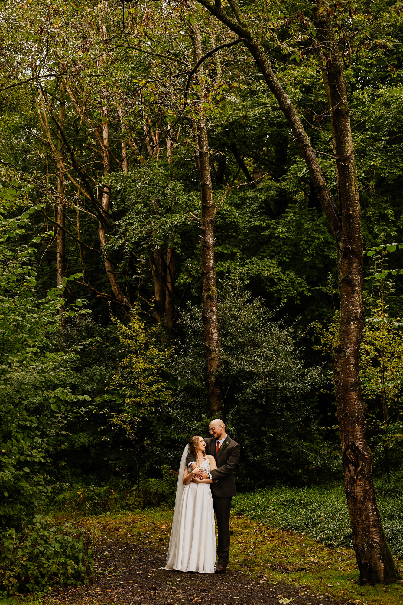 Thunderbridge Gardens wedding couple portraits
