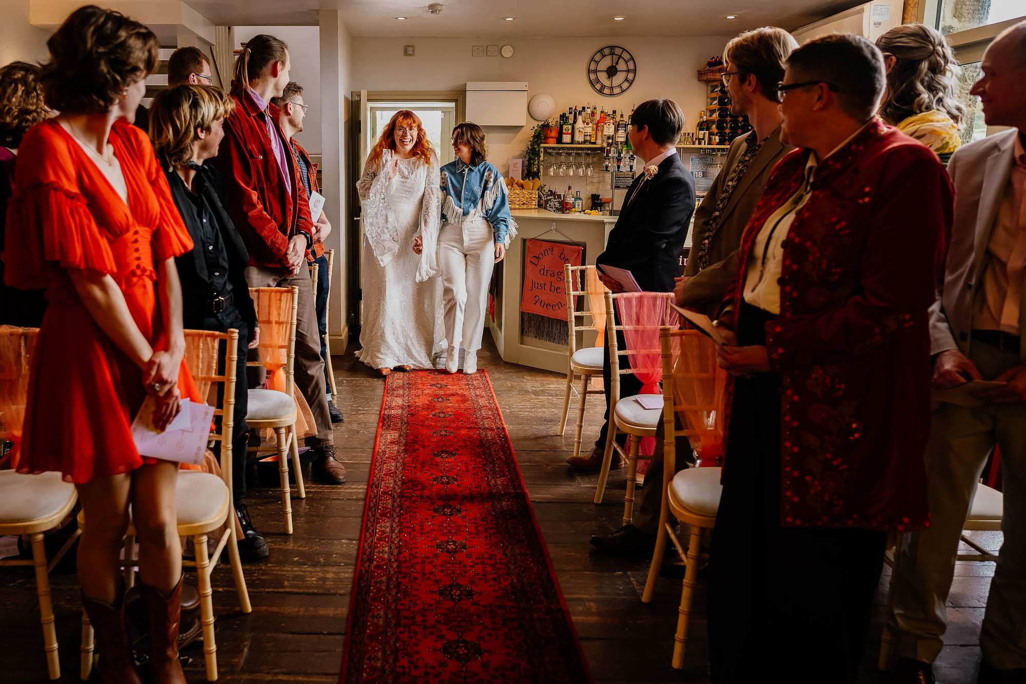 Couple entrance together at chilli barn